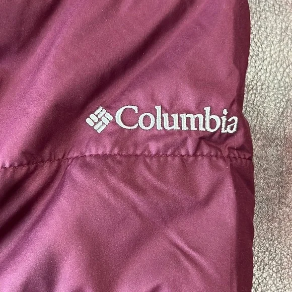 Columbia Marionberry Snowmelt Valley II Water Resistant Jacket -Size Small, NWT